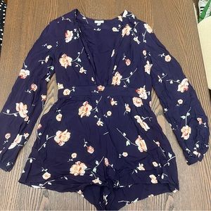 URBAN OUTFITTERS | Long Sleeve Low Cut Purple Floral Romper